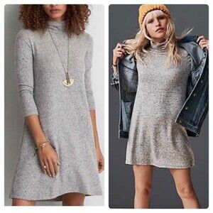 American Eagle long sleeve soft gray turtleneck dress size small